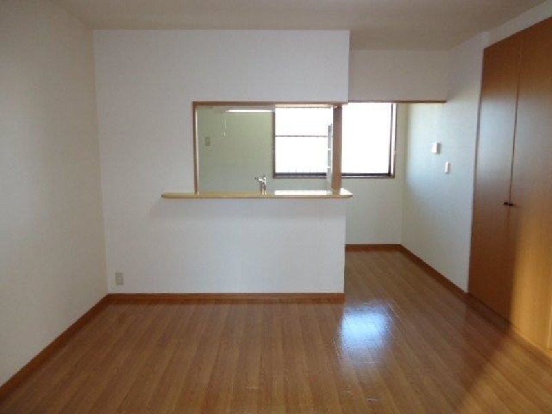 居室・リビング　図面と現状に相違がある場合には現状を優先