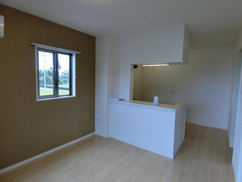 居室・リビング　図面と現状に相違がある場合には現状を優先