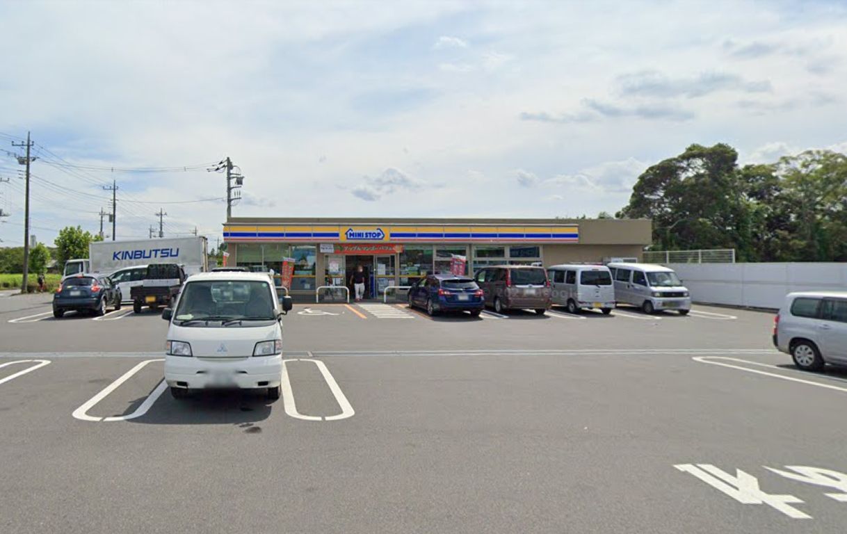 コンビニ　ミニストップ 印西小林店（コンビニ）まで143m