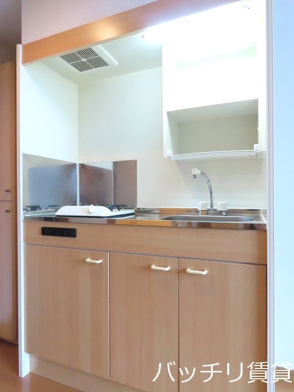 キッチン　画像は同型タイプの為、現状を優先致します。