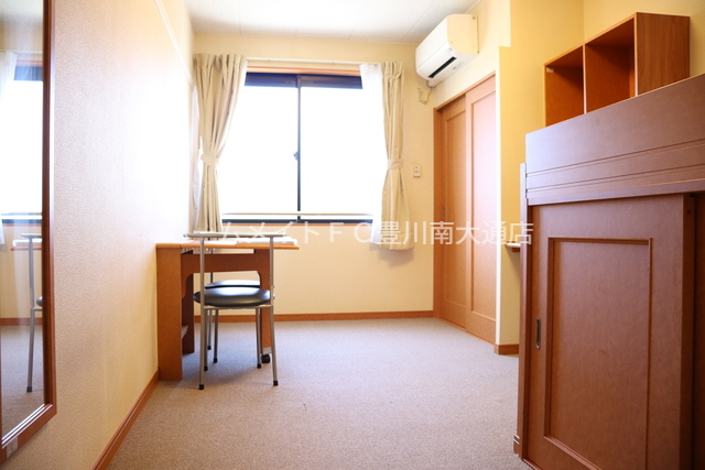 居室・リビング　同型別部屋写真