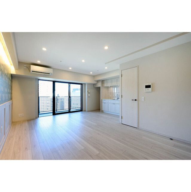 居室・リビング　※別部屋参考写真