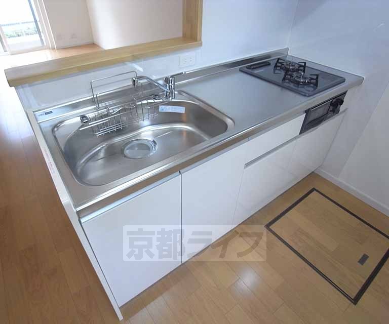 キッチン　２口グリル付きのキッチンです。