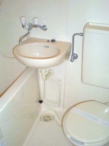 バス・シャワールーム　お風呂です