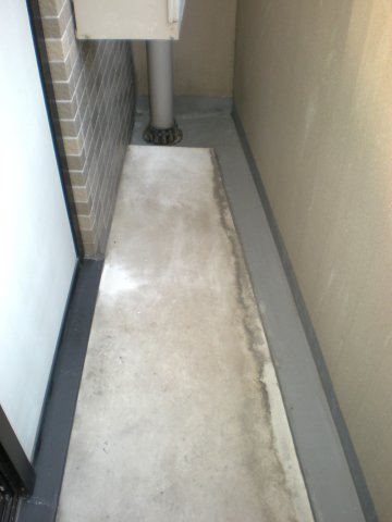 バルコニー　開放的で明るい空間を演出してくれるバルコニーです