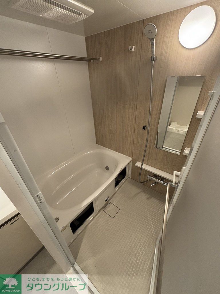 バス・シャワールーム　バス