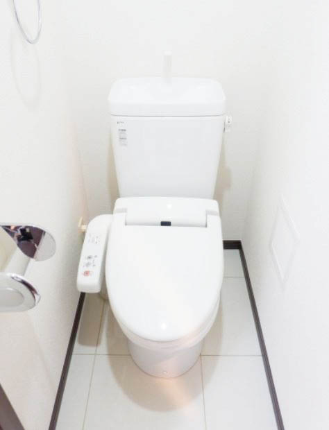 トイレ　★温水洗浄便座★