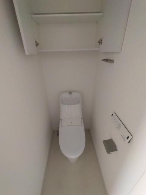 トイレ　※別部屋の参考写真です。