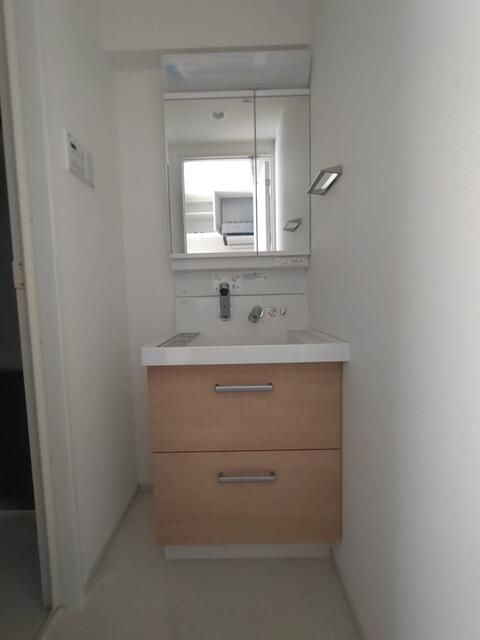 洗面設備　※別部屋の参考写真です。