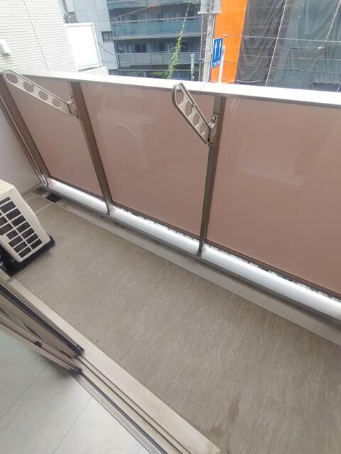 バルコニー　※別部屋の参考写真です。
