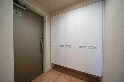 玄関　※同仕様写真含む