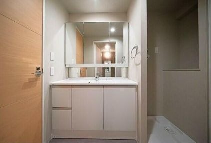 洗面設備　※同仕様写真含む