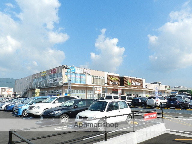 レンタルビデオ　ＴＳＵＴＡＹＡサンリブきふね店（レンタルビデオ）まで953m