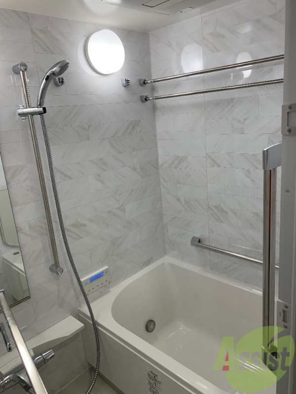 バス・シャワールーム　追い炊きや浴室乾燥機能付き！