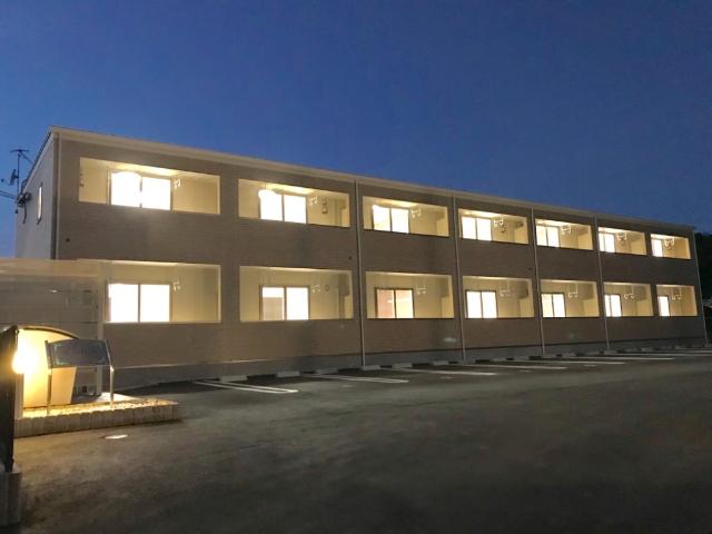 建物外観　外観写真（夜）