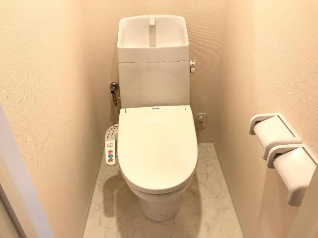 トイレ　シャワー付トイレ