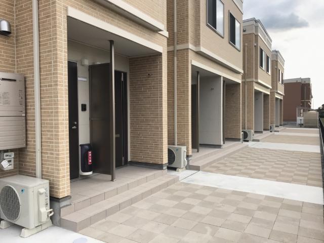 建物外観　外観写真（昼）