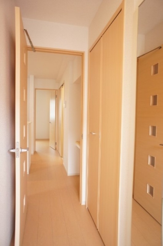 玄関　図面と現状に相違がある場合には現状を優先