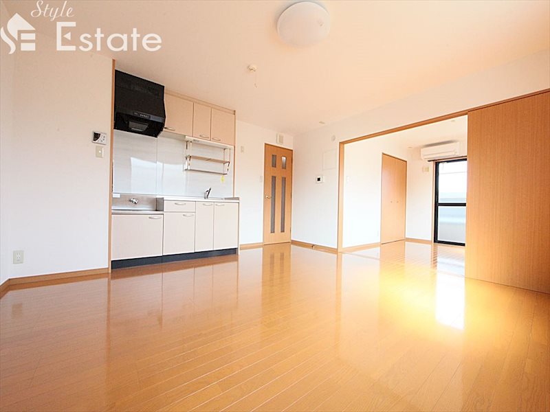 居室・リビング　内装