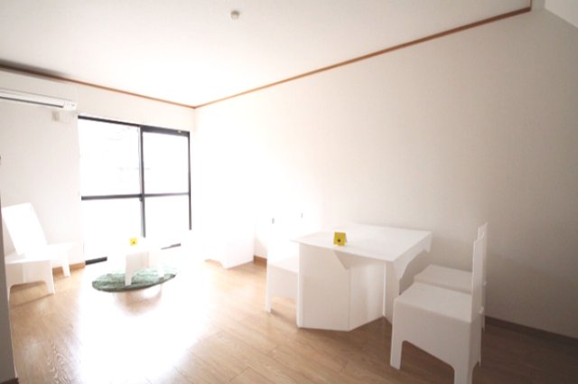 居室・リビング　使いやすいリビングです