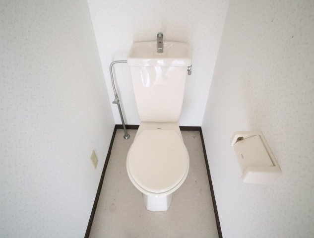 トイレ　シンプルで使いやすいトイレです