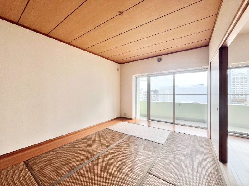 その他部屋・スペース　８．１帖の和室です♪