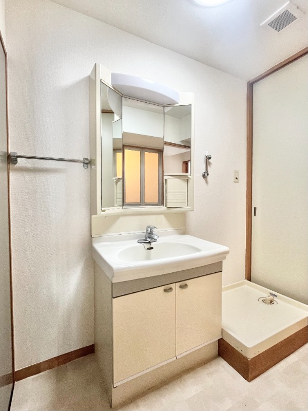 洗面設備　独立洗面台付き♪