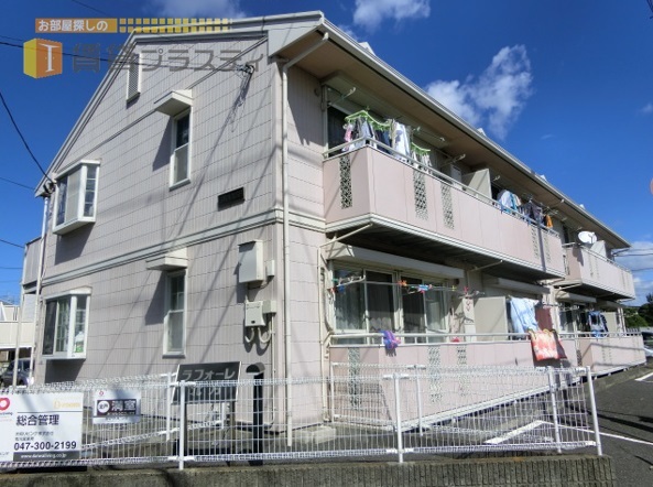 建物外観　閑静な住宅街に建つ大和ハウス施工の物件です。