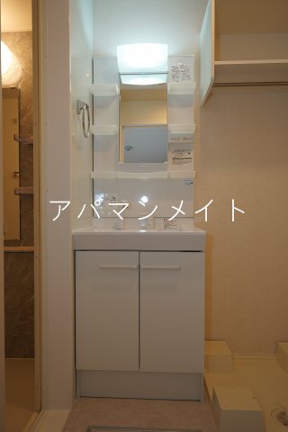 洗面設備　忙しい朝には欠かせない洗面所です