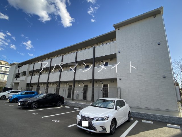 建物外観　落ち着いた雰囲気の外観です