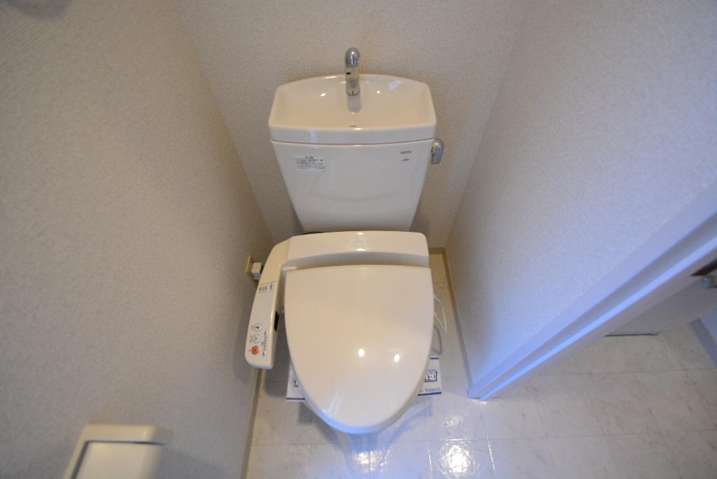 トイレ　シャワー付トイレ