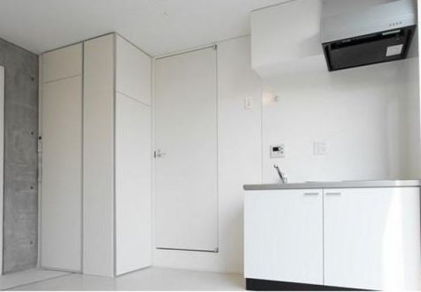 玄関　■モニタ付インターホン■シューズクローゼット■ダウンライト