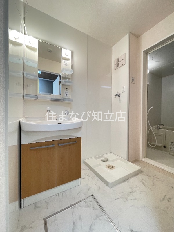 洗面設備　別部屋写真
