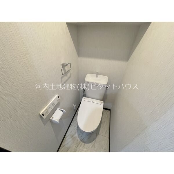 トイレ　トイレ（類似室内）