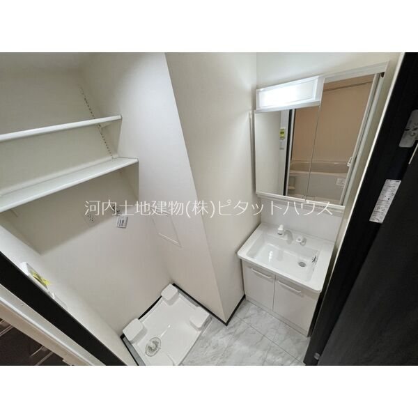 洗面設備　洗面所（類似室内）