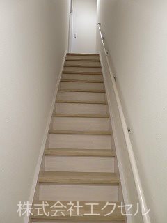 玄関　大きめのシューズボックス完備です。