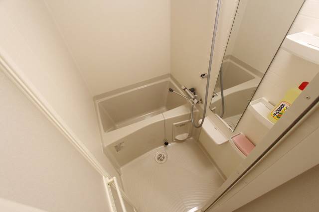 バス・シャワールーム　１４０３号室撮影。