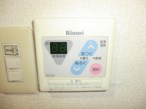 その他設備　給湯操作パネル