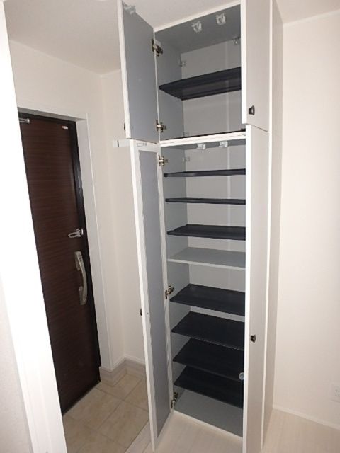 その他設備　下駄箱