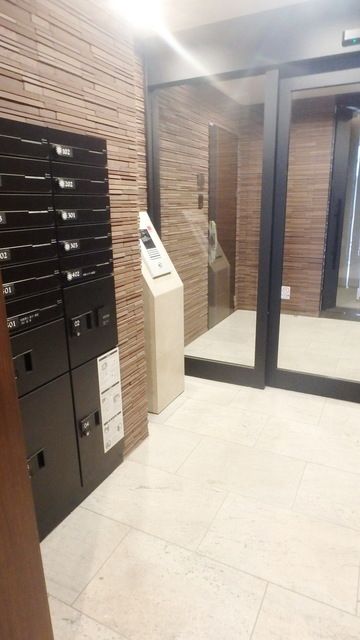 エントランス　エントランス