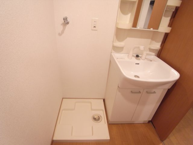 その他設備　室内洗濯機置場