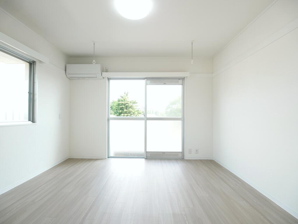 高陽ハイツの居間写真
