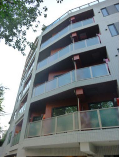 建物外観　ブラントーレ哲学堂の外観★
