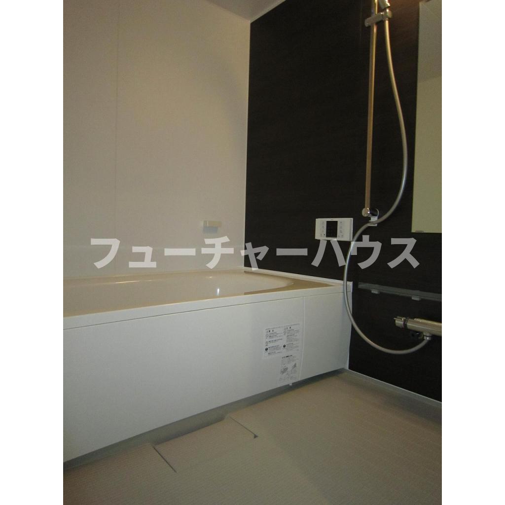 バス・シャワールーム　お風呂です