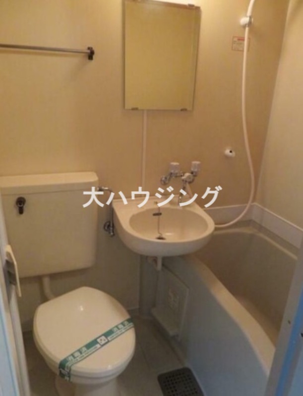 バス・シャワールーム