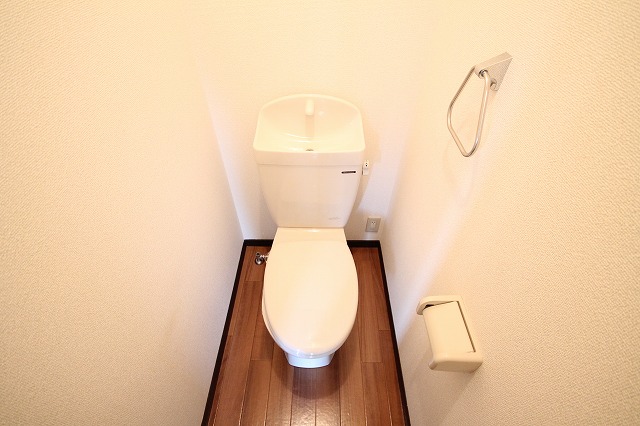 トイレ　コンパクトで使いやすいトイレです