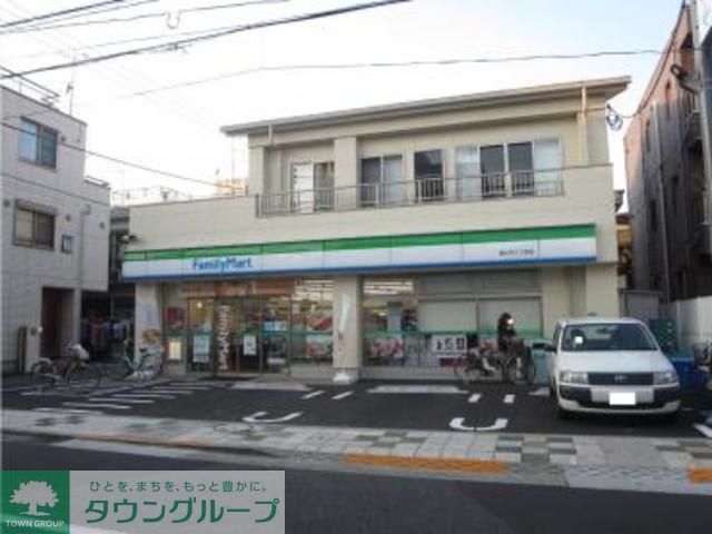 コンビニ　ファミリーマート（コンビニ）まで320m