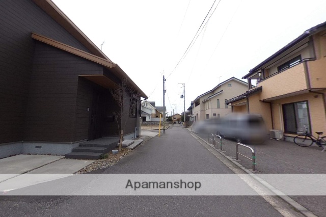 その他　前面道路（その他）まで0m