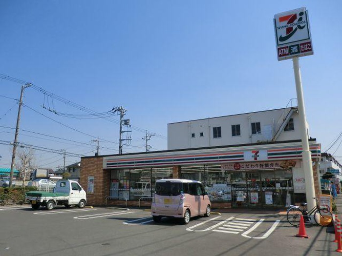 コンビニ　セブンイレブン大庭羽根沢店（コンビニ）まで400m