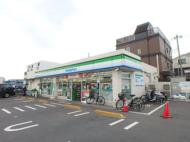 コンビニ　ファミリーマート（コンビニ）まで170m
